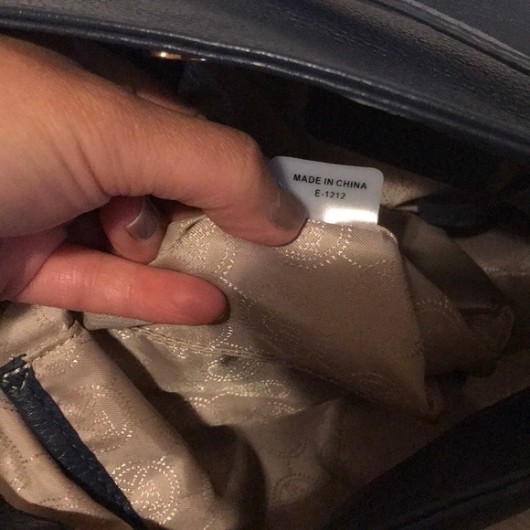 🎀sold🎀Michael Kors Bag - Picture 4 of 8